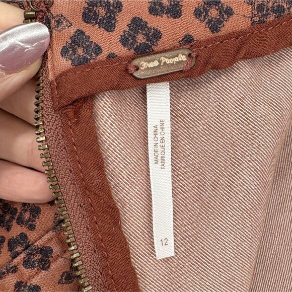 Free People Women's Boho Floral  Mini Skirt 12 Orange Black Bohemian Going Out - Picture 5 of 8